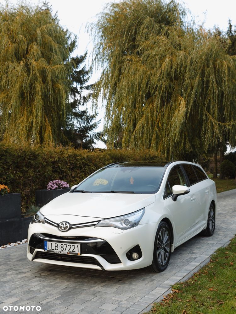 Toyota Avensis 2.0 D-4D Prestige - 5