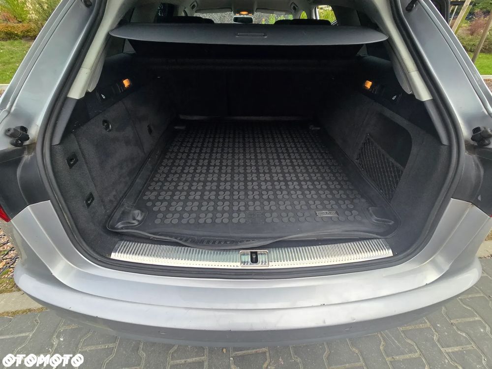 Audi A6 Avant 3.0 TDI Quattro S tronic - 12