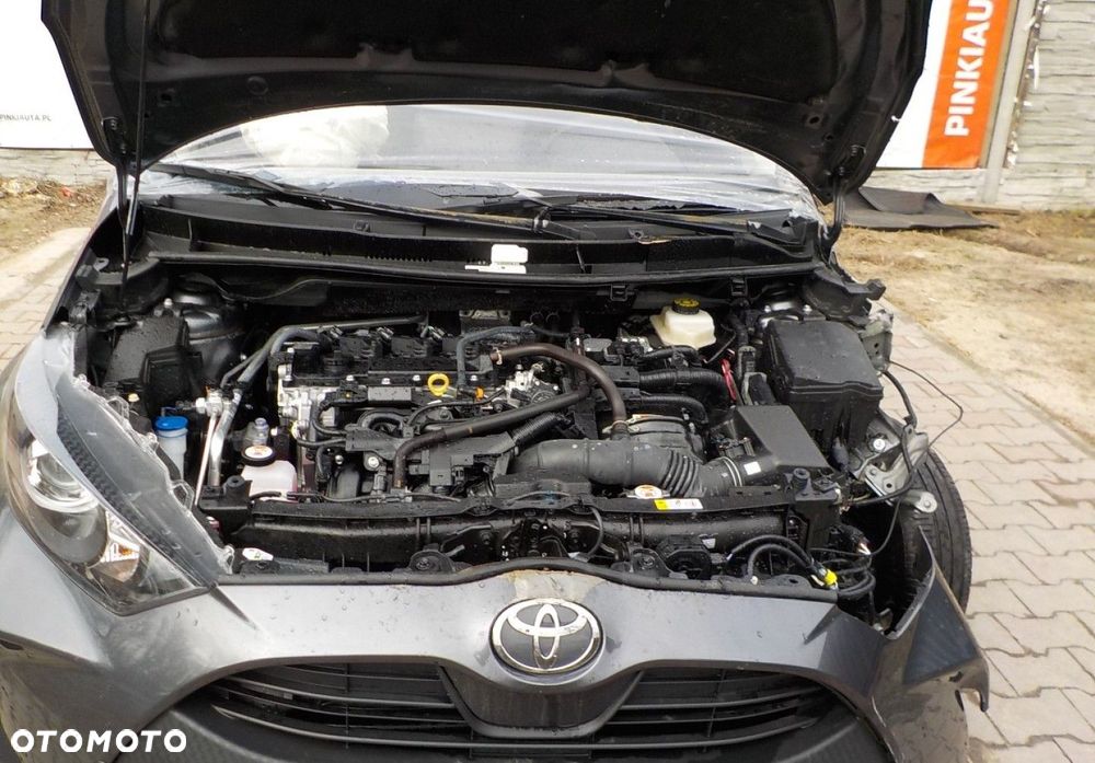 Toyota Yaris - 6