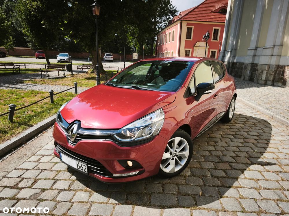 Renault Clio - 18