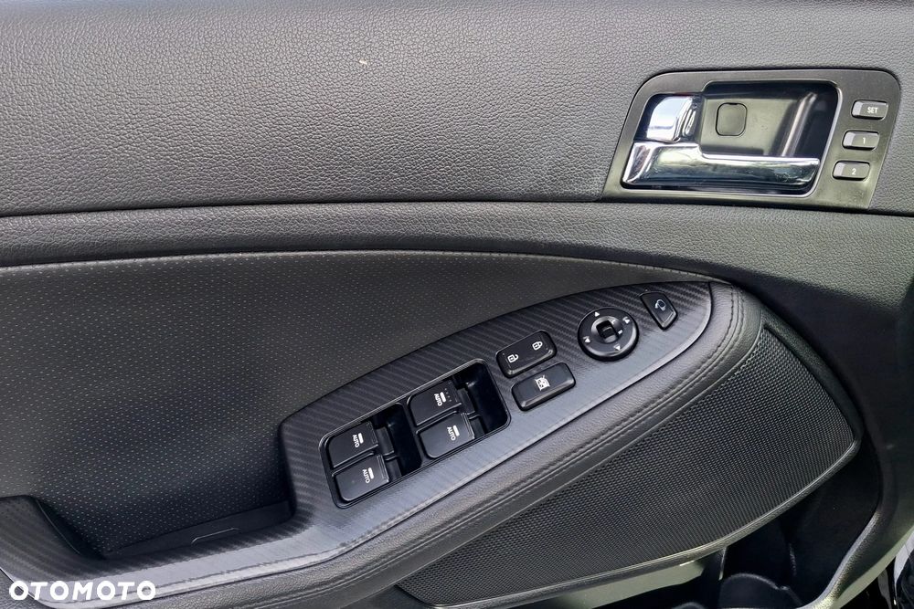 Kia Optima - 26