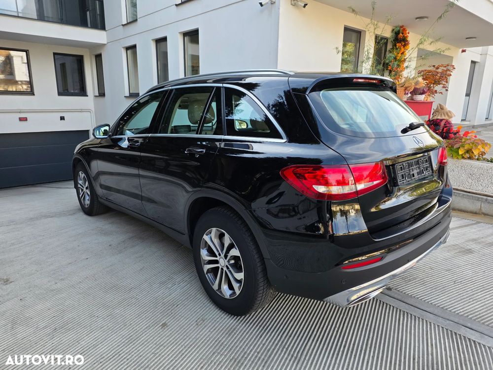 Mercedes-Benz GLC 250 4MATIC - 9
