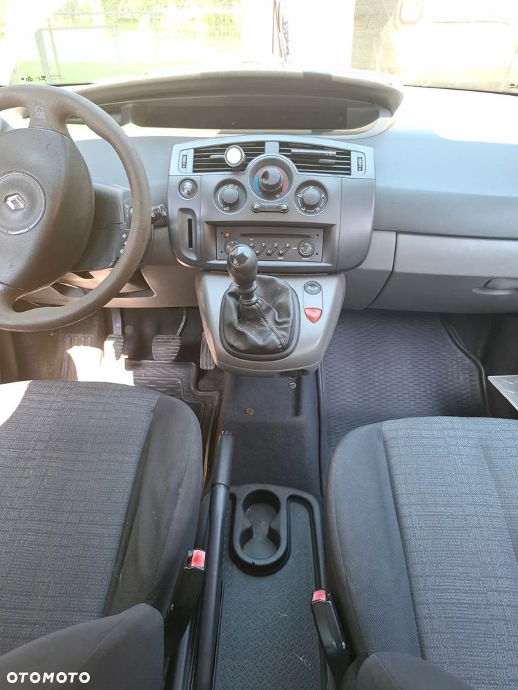 Renault Scenic 1.6 16V Alize Plus - 5