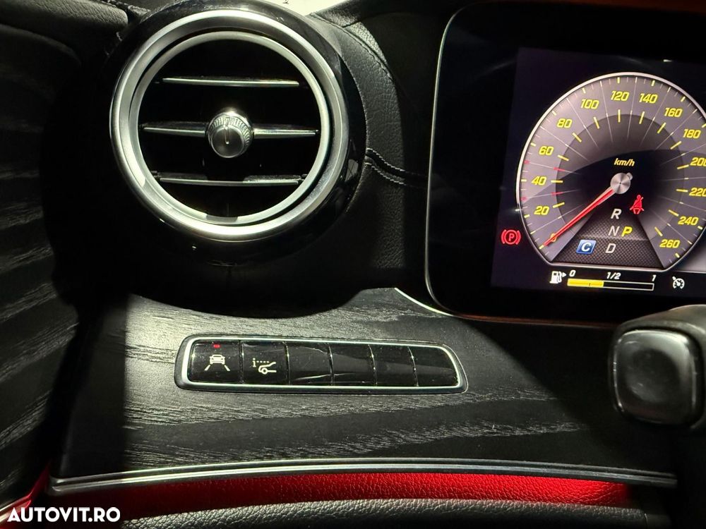 Mercedes-Benz E 220 d 4MATIC 9G-TRONIC AMG Line - 12