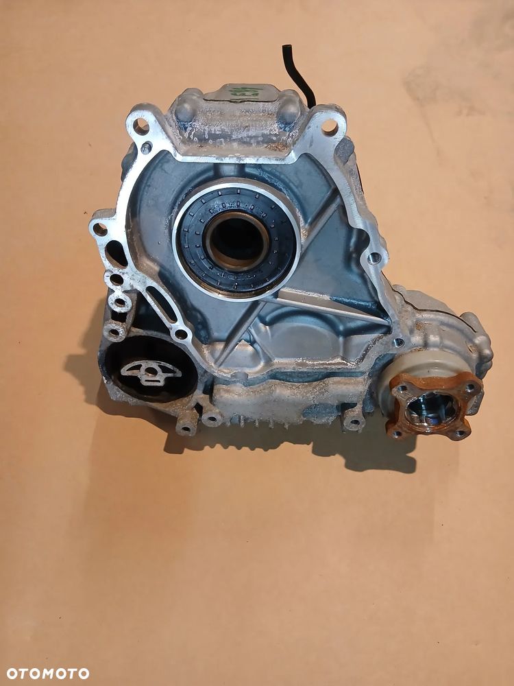 Reduktor skrzyni biegów BMW X1 E84 F10 F11 F30 F31 ATC35L - 2