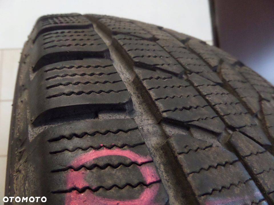 R16C 235/65 Falken EuroWinter HS437 VAN Wysyłka gratis! - 2