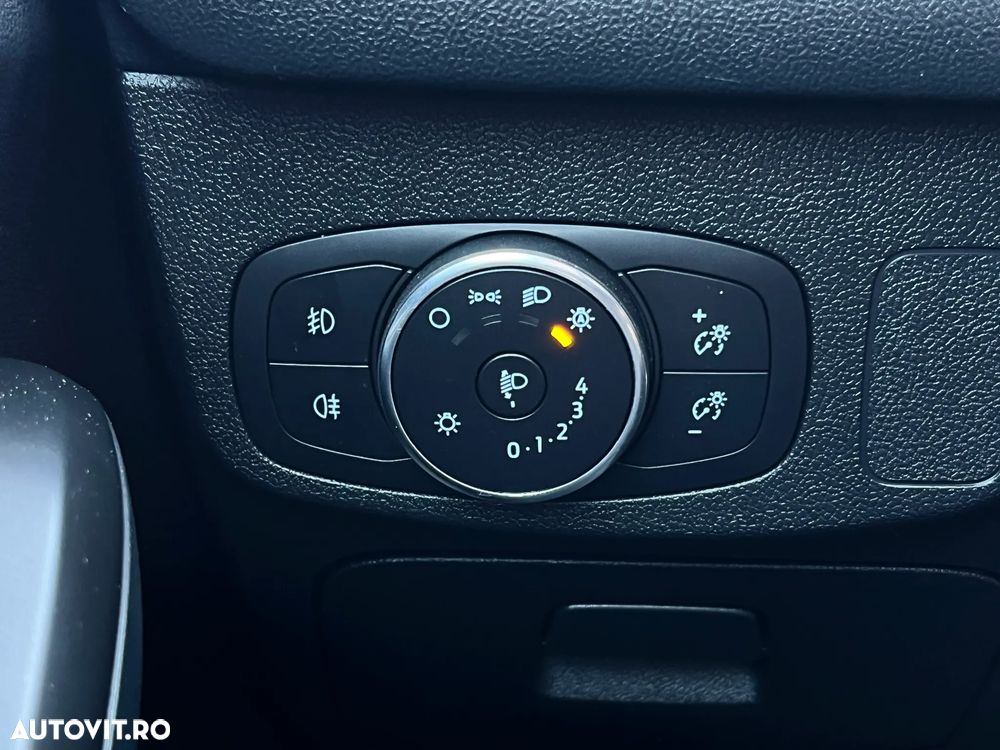 Ford Focus - 19