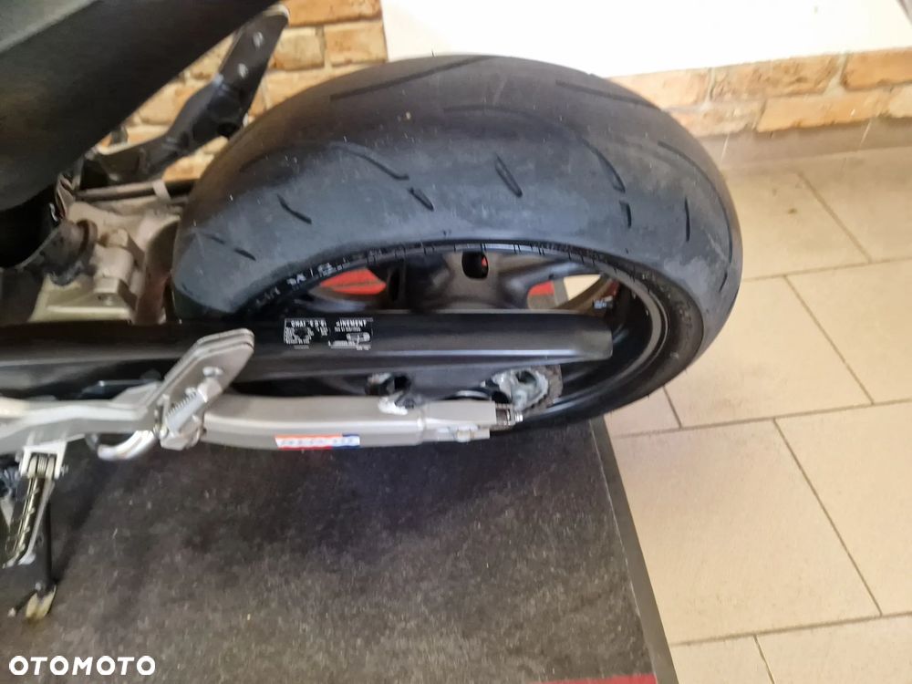 Honda Hornet - 14