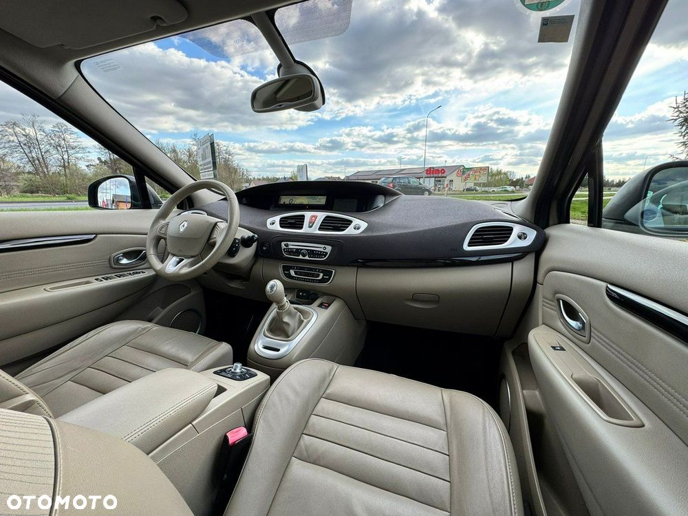 Renault Scenic - 23