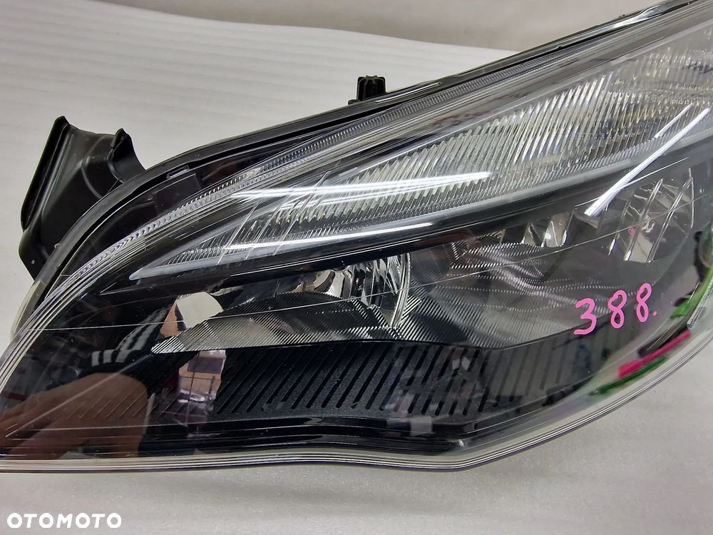 OPEL ASTRA J IV 08-12 LEWA ZWYKŁA CZARNA LAMPA PRZEDNIA PRZÓD , NR 13297722 , NR AUKCJI LL388 - 3