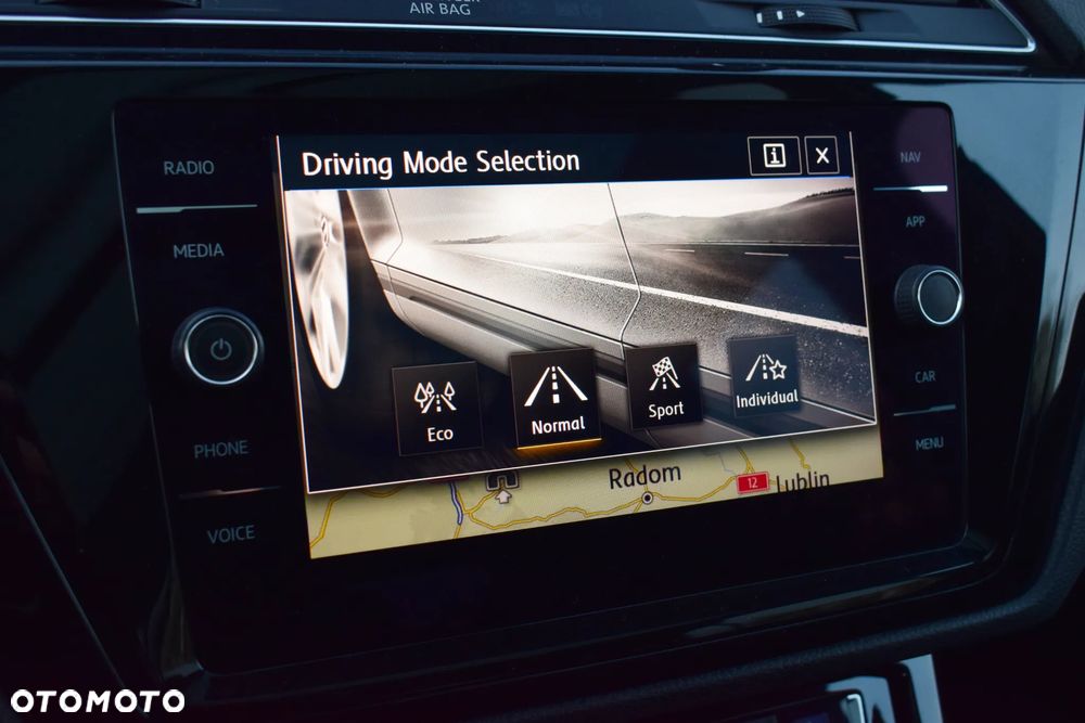 Volkswagen Touran 1.4 TSI BMT Highline - 13