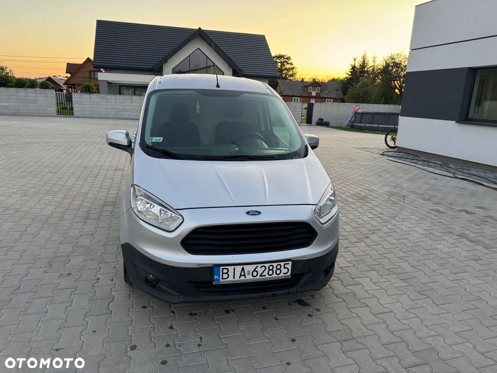 Ford Transit Courier - 3