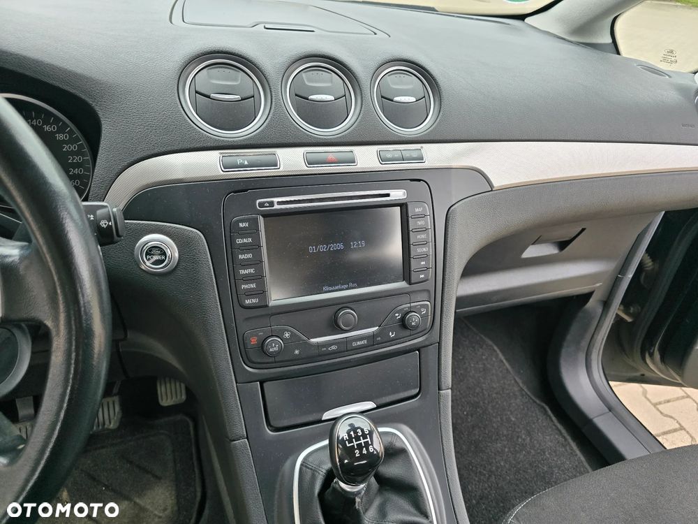 Ford Galaxy 2.0 TDCi Titanium - 16