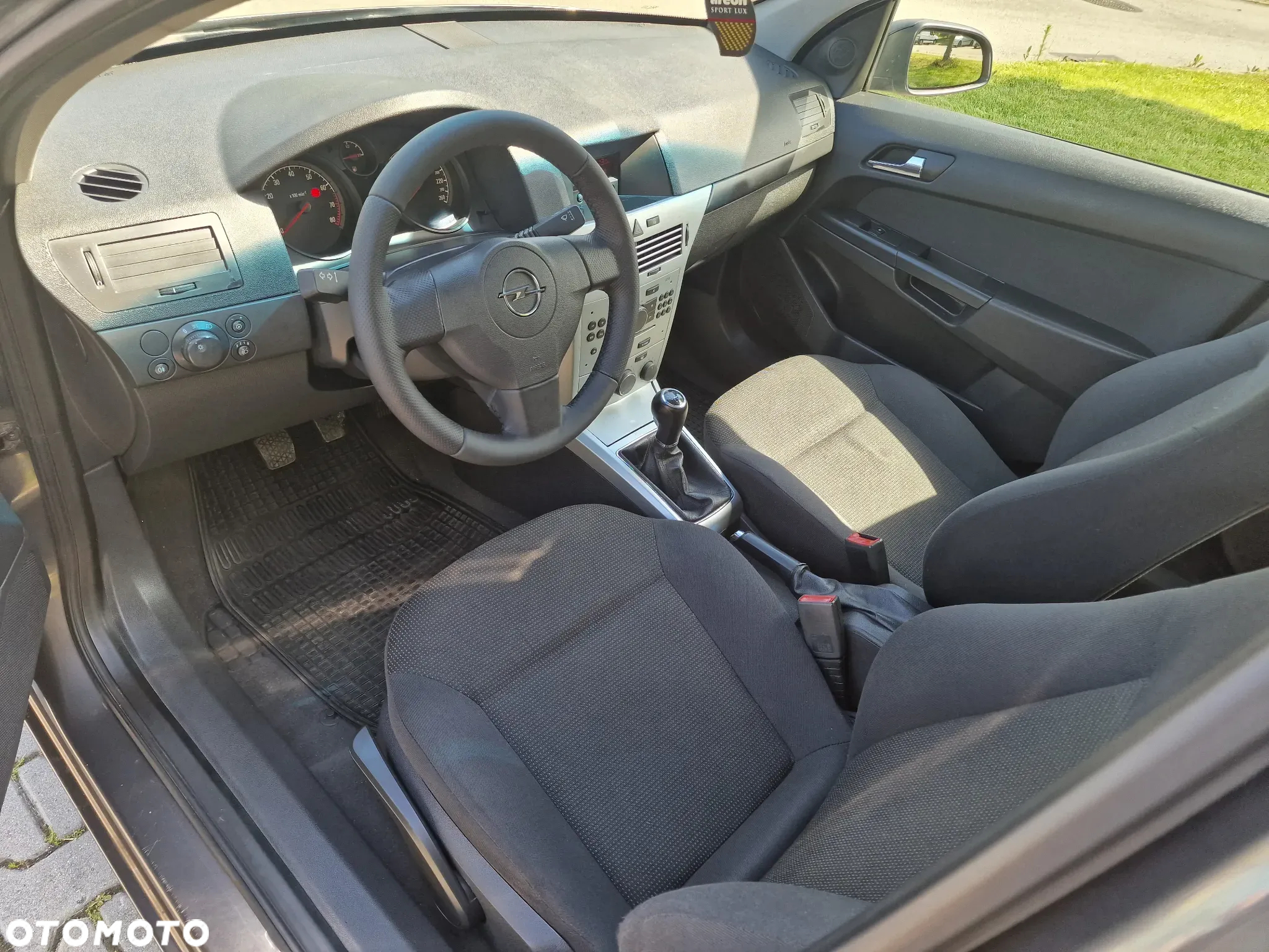 Opel Astra 1.4 - 5