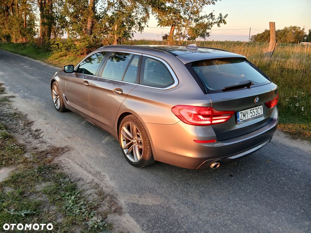 BMW Seria 5 520d Touring - 4