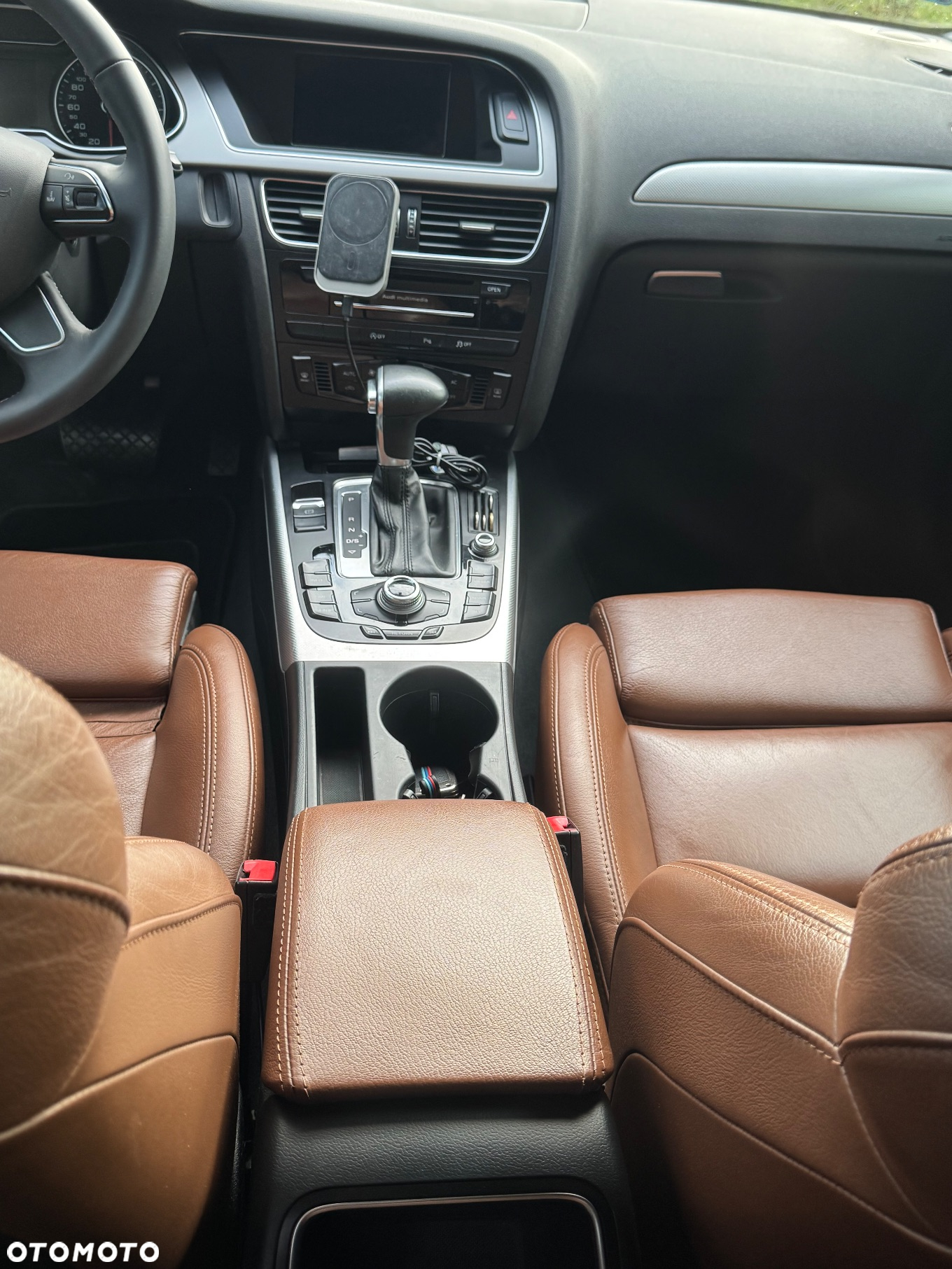 Audi A4 - 40