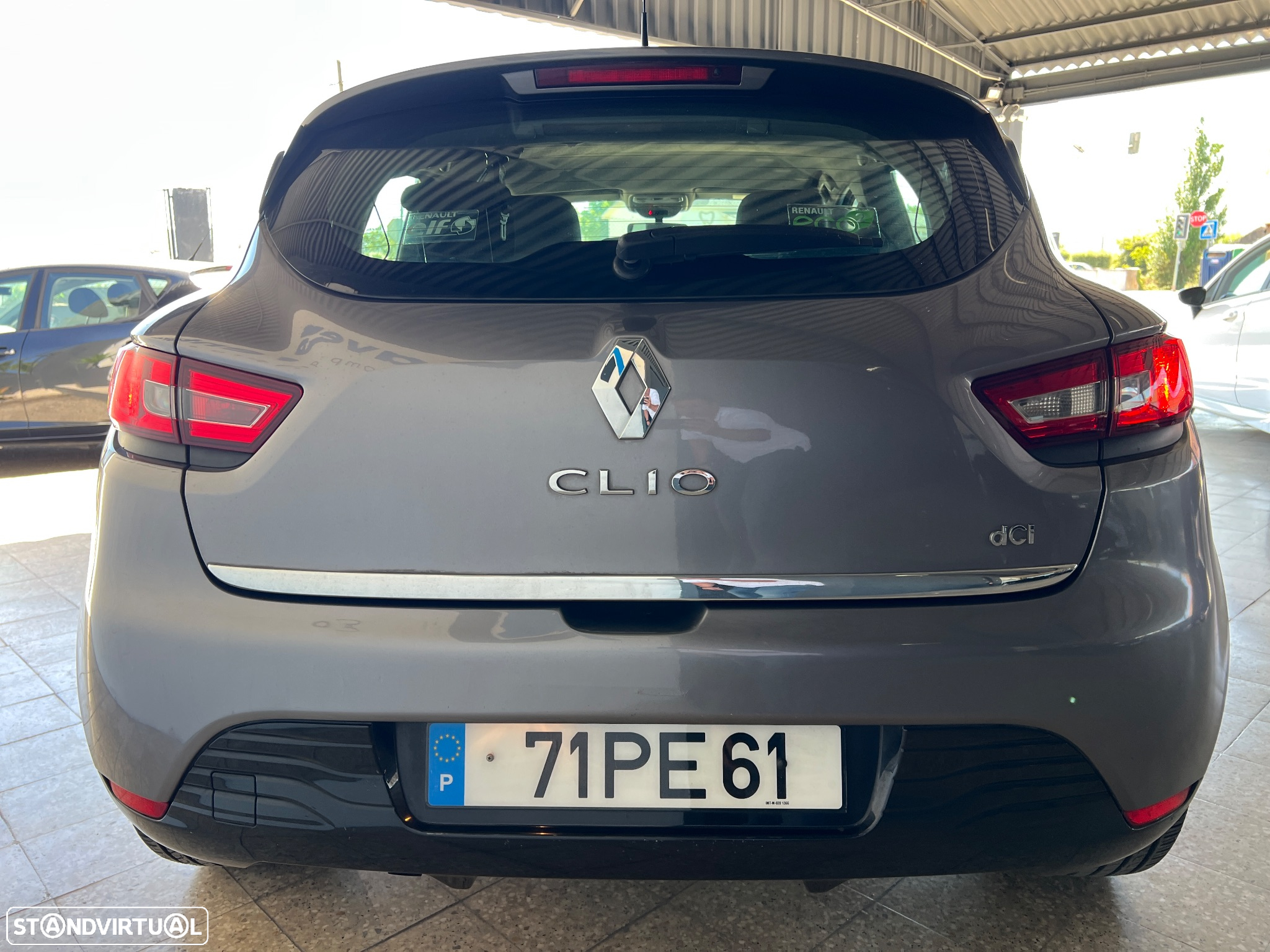 Renault Clio 1.5 dCi Dynamique S - 4