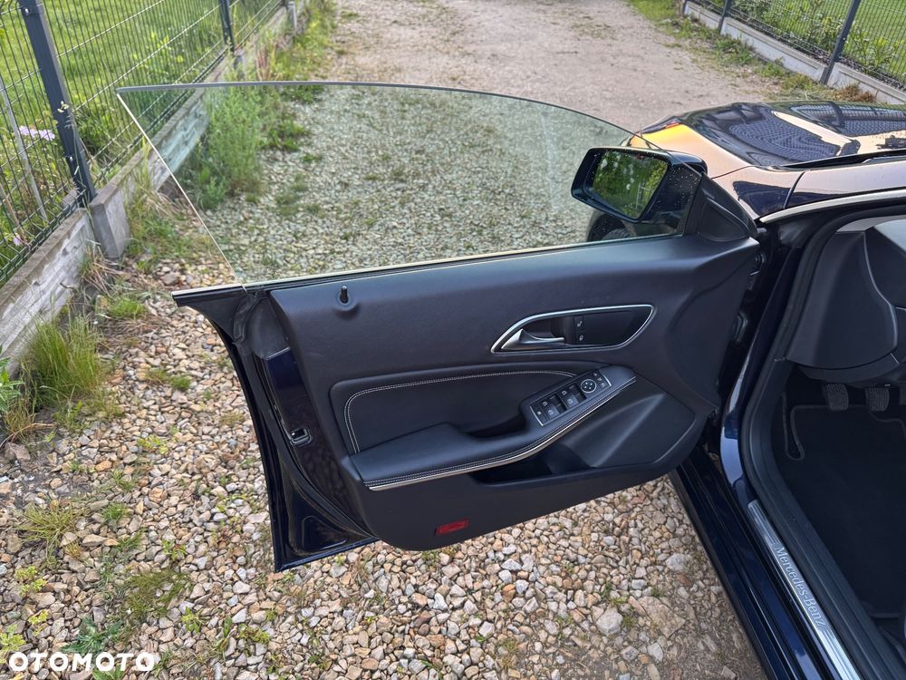 Mercedes-Benz CLA 200 AMG Line - 21