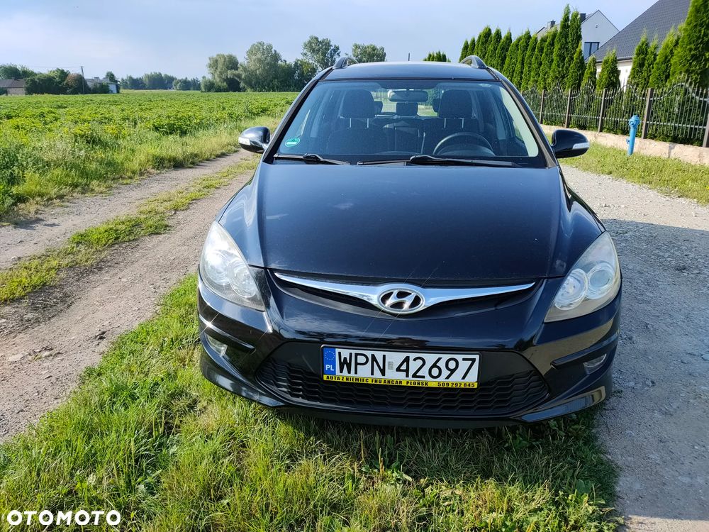 Hyundai i30 1.4 Base + - 10