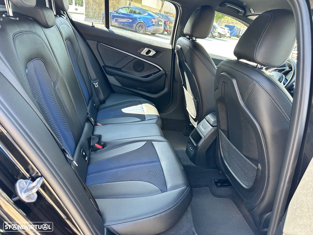 BMW 116 d Pack Desportivo M - 32