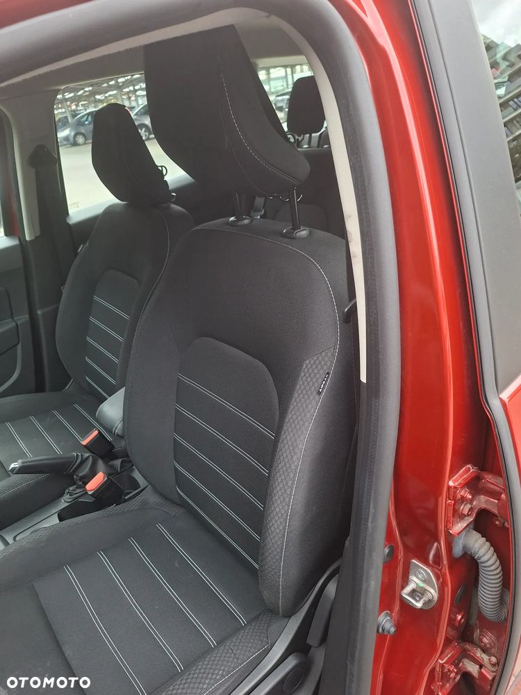 Dacia Duster 1.0 TCe Comfort - 23