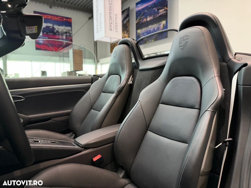 Porsche Boxster 718 PDK - 24