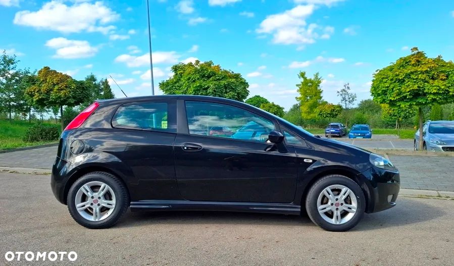 Fiat Grande Punto 1.4 8V Energy - 31