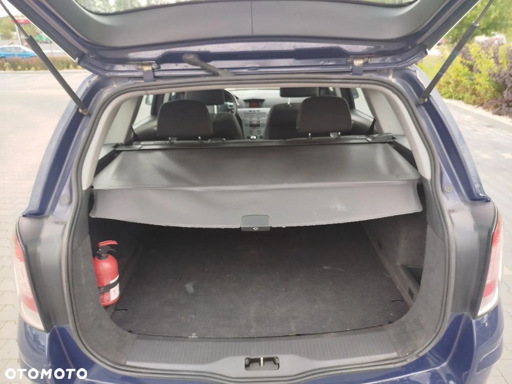 Opel Astra III 1.7 CDTI - 12