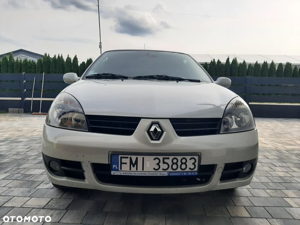 Renault Clio 1.2 16V Campus - 6