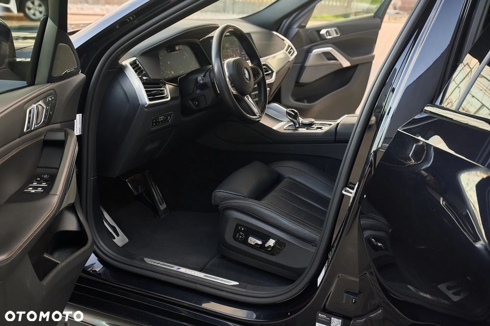 BMW X6M - 25