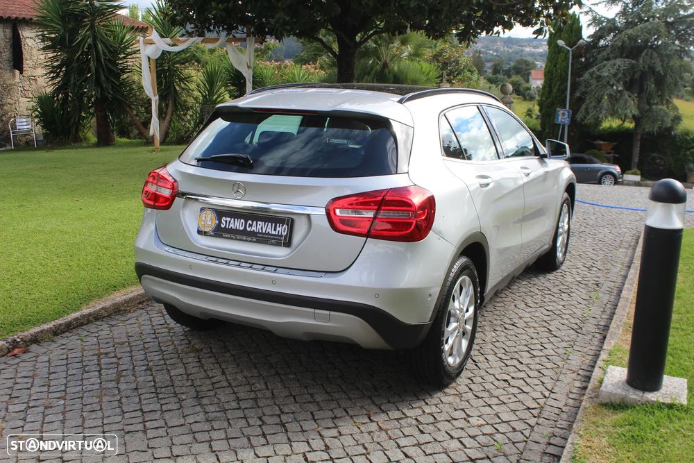 Mercedes-Benz GLA 220 d 7G-DCT Style - 7