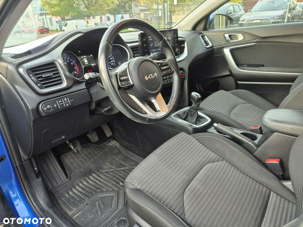 Kia XCeed 1.5 T-GDI M - 10