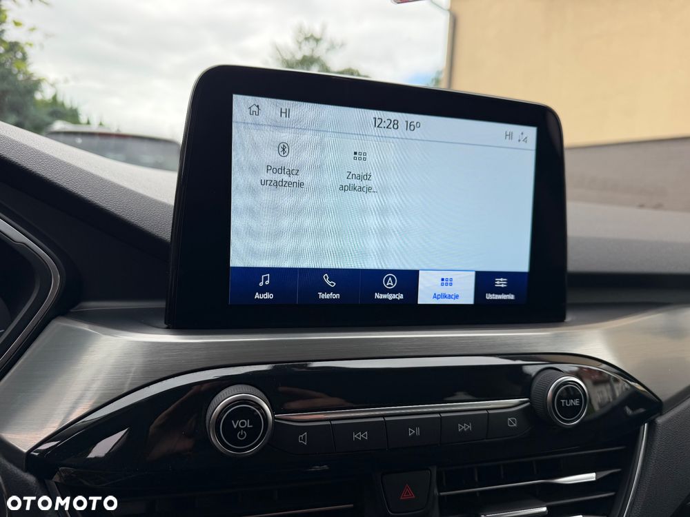 Ford Kuga - 21
