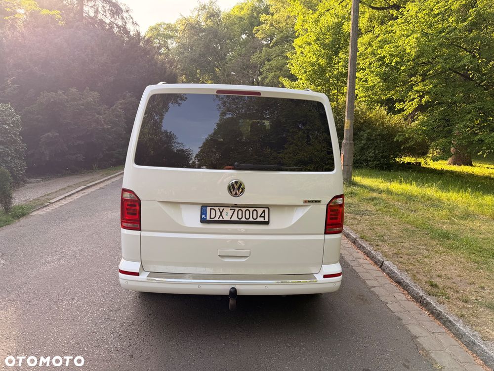 Volkswagen Caravelle - 14