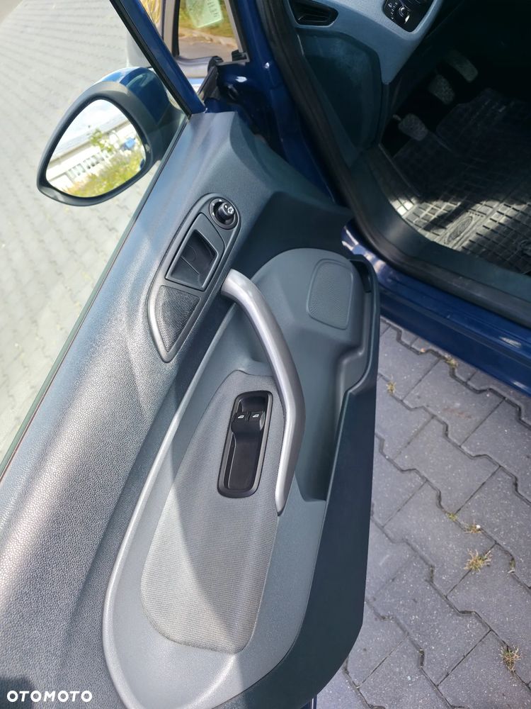 Ford Fiesta 1.25 Ambiente - 14
