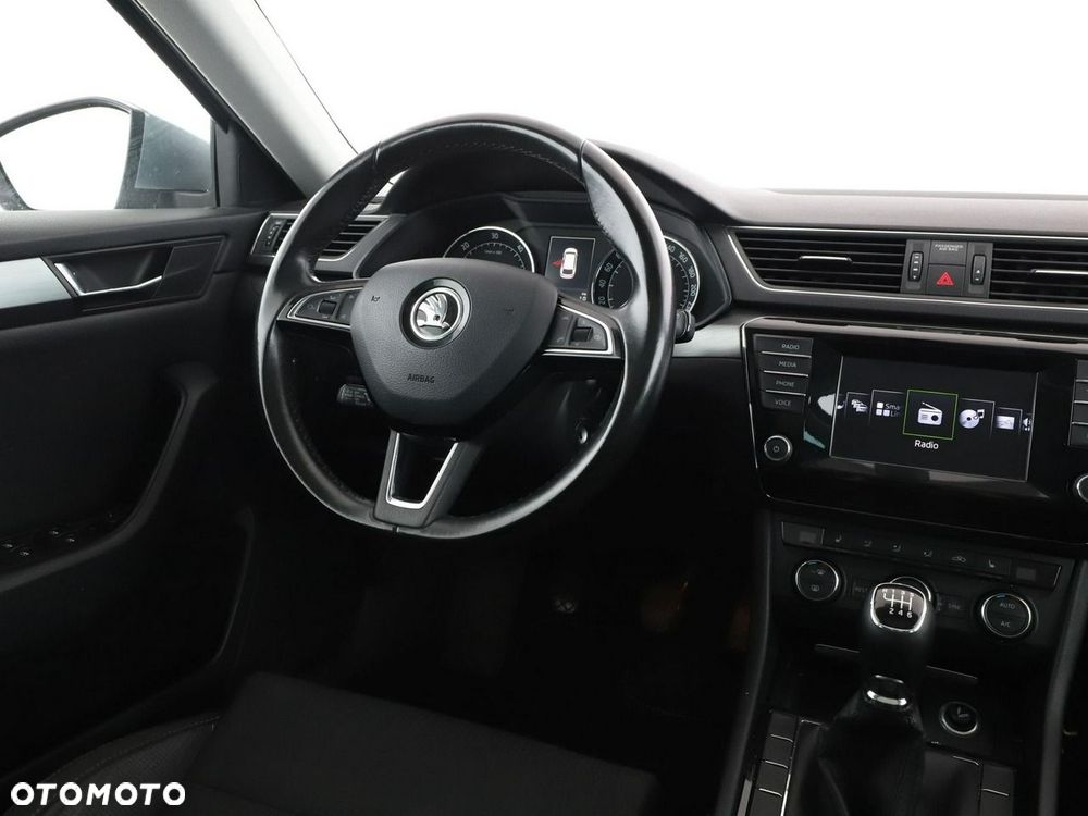 Skoda Superb 1.6 TDI Ambition - 17