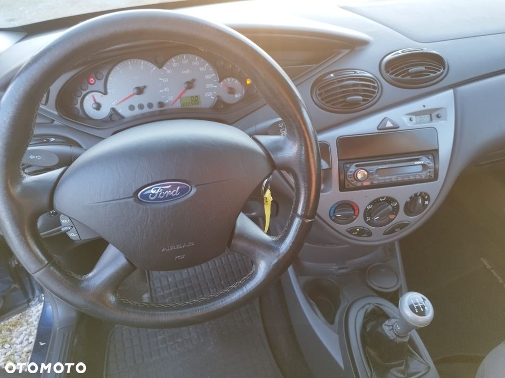 Ford Focus - 22