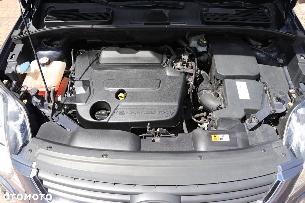 Ford Kuga - 29