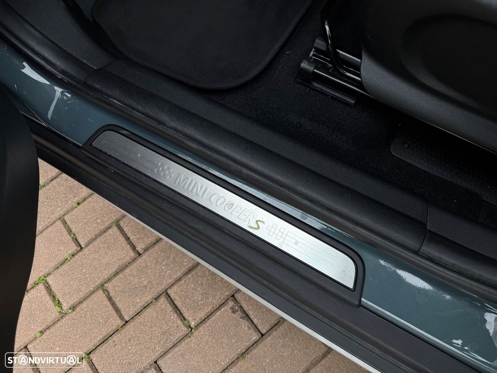 MINI Countryman Cooper SE ALL4 Auto - 15