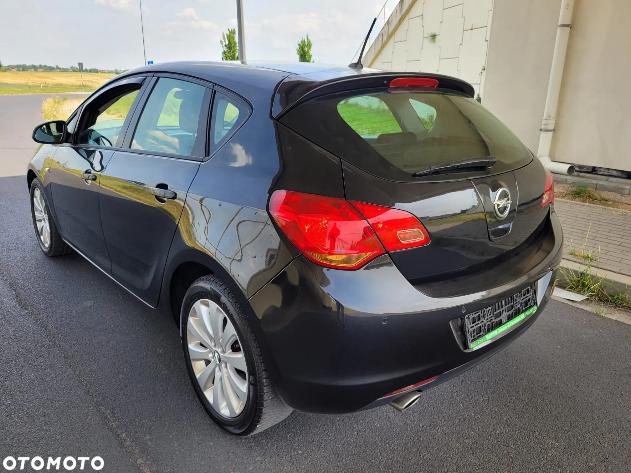 Opel Astra IV 1.4 T Energy EU6 - 11