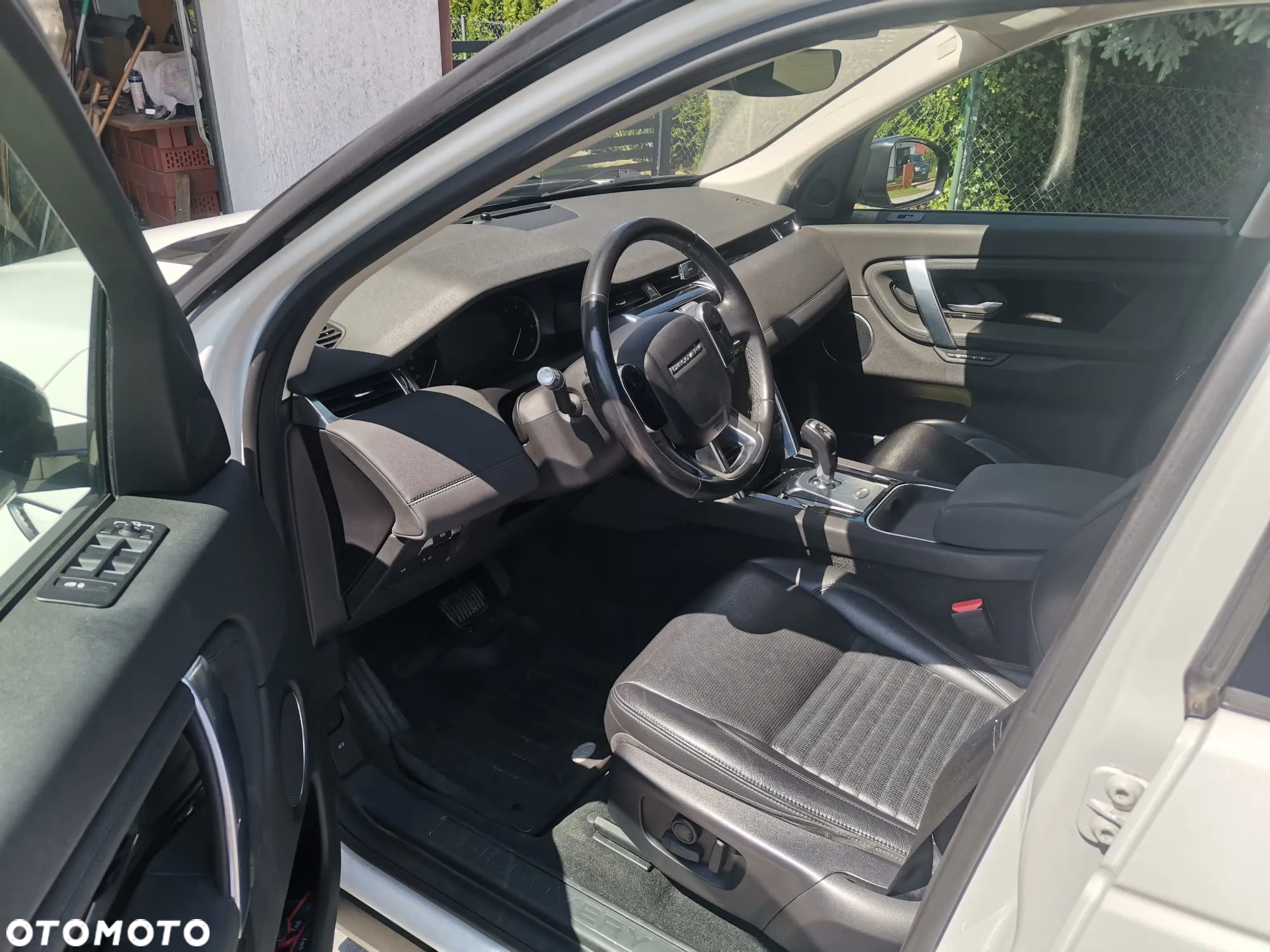 Land Rover Discovery Sport 2.0 Si4 Pure - 10