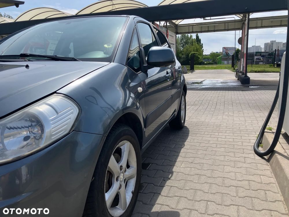 Suzuki SX4 1.6 GLX / Comfort - 3