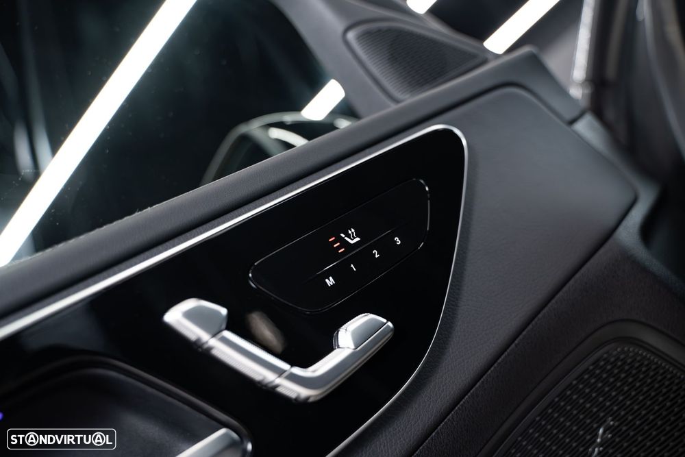 Mercedes-Benz C 300 de AMG Line - 24