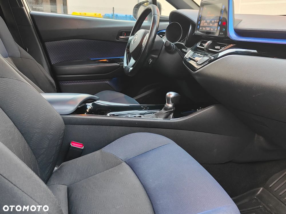 Toyota C-HR 1.8 Hybrid Dynamic - 30