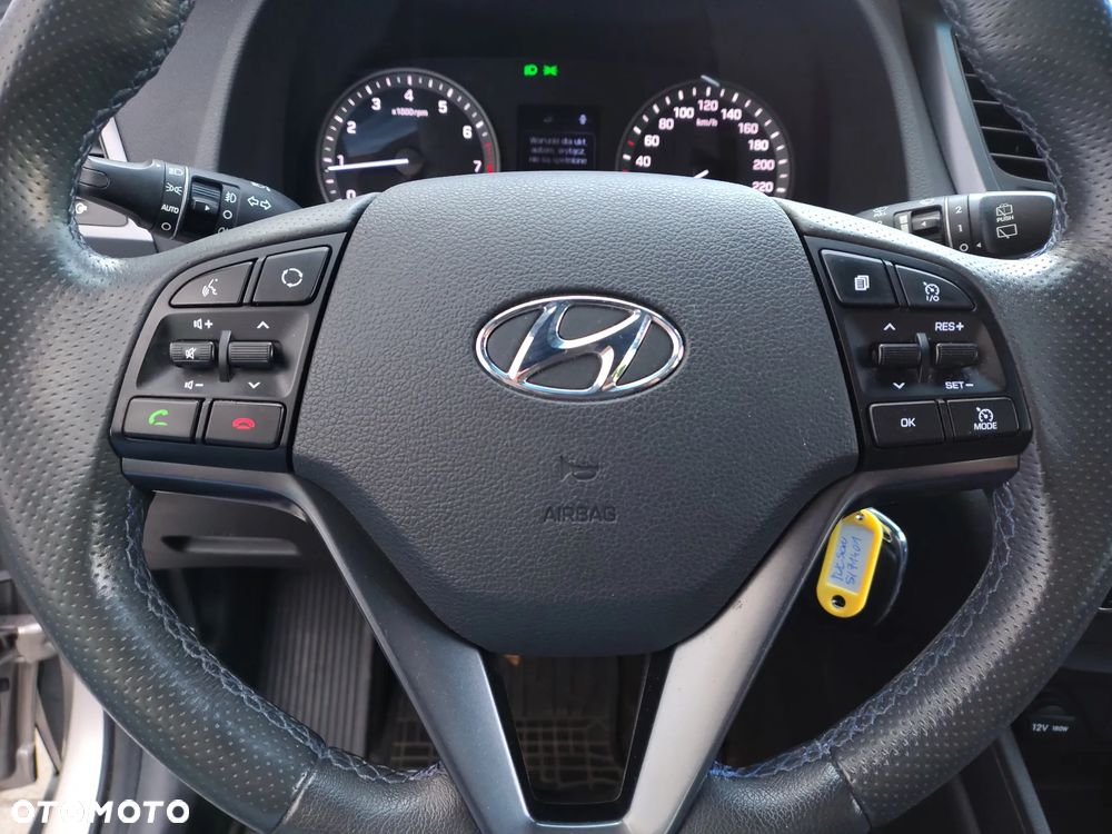 Hyundai Tucson 1.6 GDI BlueDrive GO 2WD - 16
