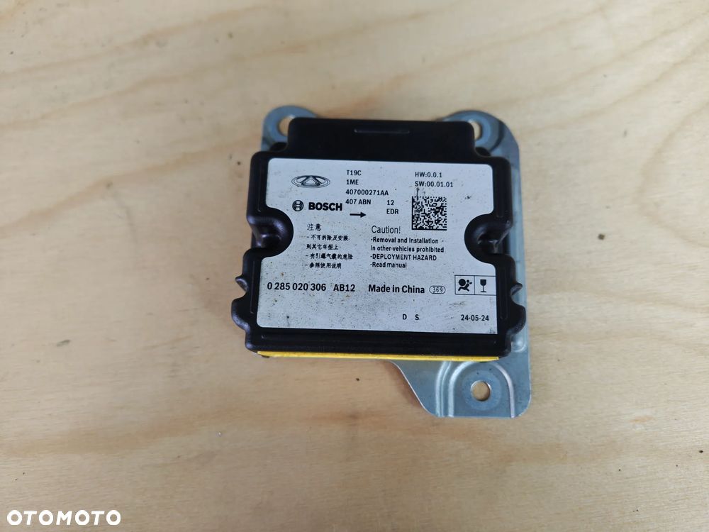 OMODA 5 V Chery moduł sterownik poduszek powietrznych 407000271AA - 1