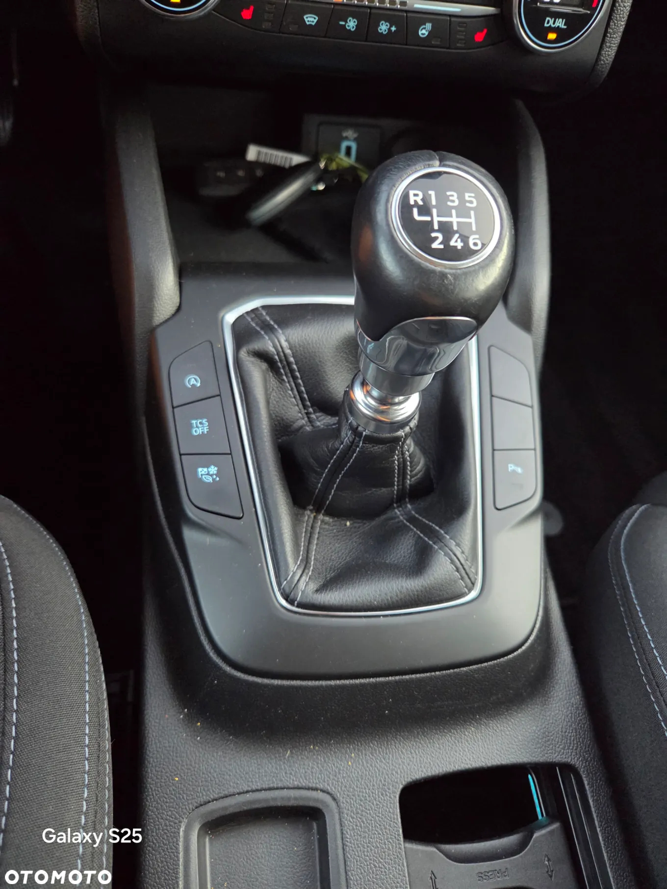 Ford Focus 1.5 EcoBlue Start-Stopp-System ACTIVE X - 15