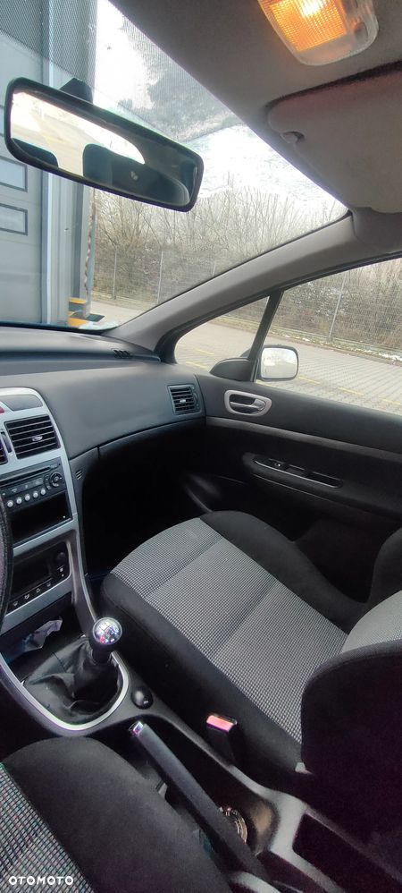 Peugeot 307 - 8