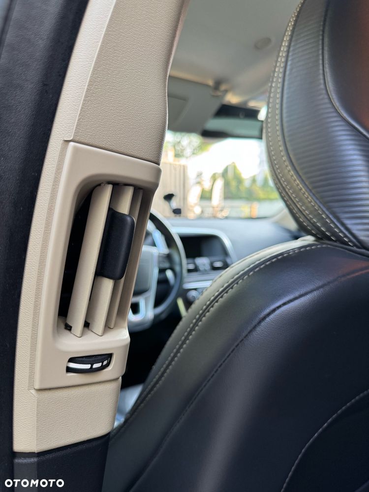 Volvo XC 60 D3 R-Design Kinetic - 16