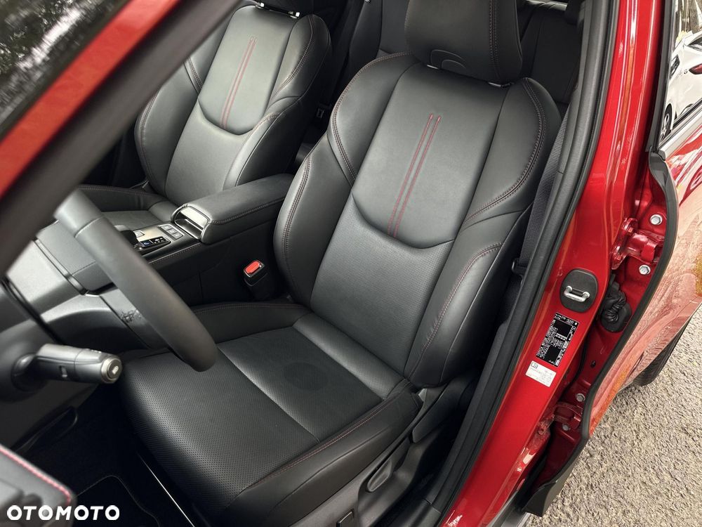 Lexus LBX 1.5 Hybrid Emotion - 16